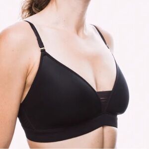 ThirdLove 24/7 Seamless Stripe Wireless Triangle Bra No Wire Memory Foam